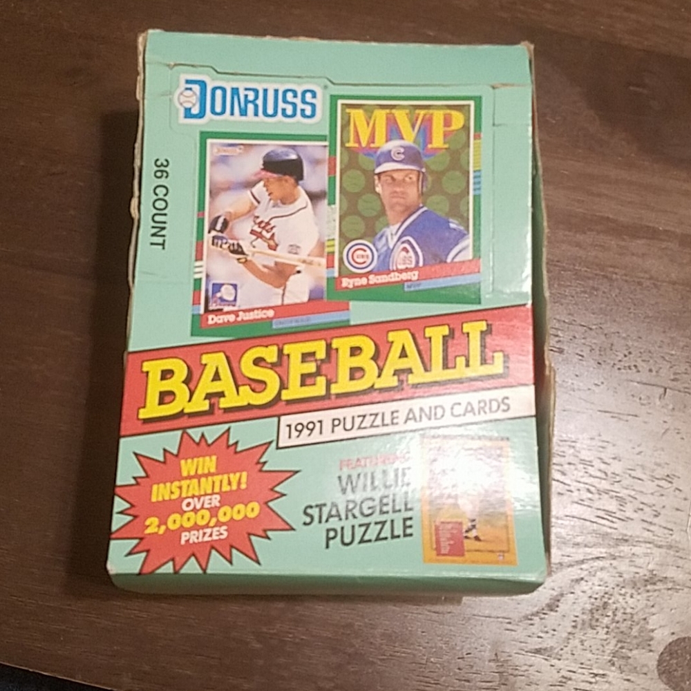1991 Donruss (32 packs) baseball cards.